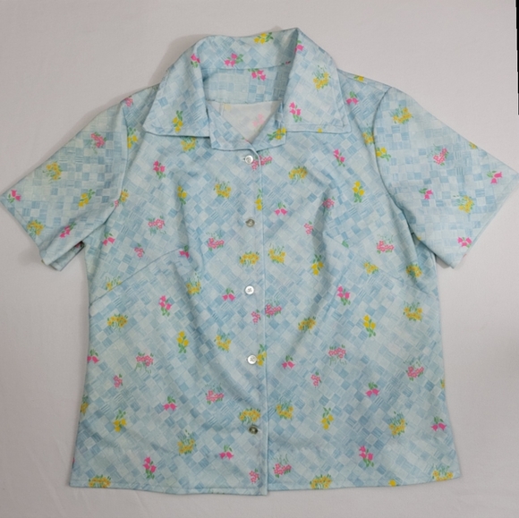 Vtg Spring Flowers Print Button Front Short Sleeve Top - Picture 11 of 11